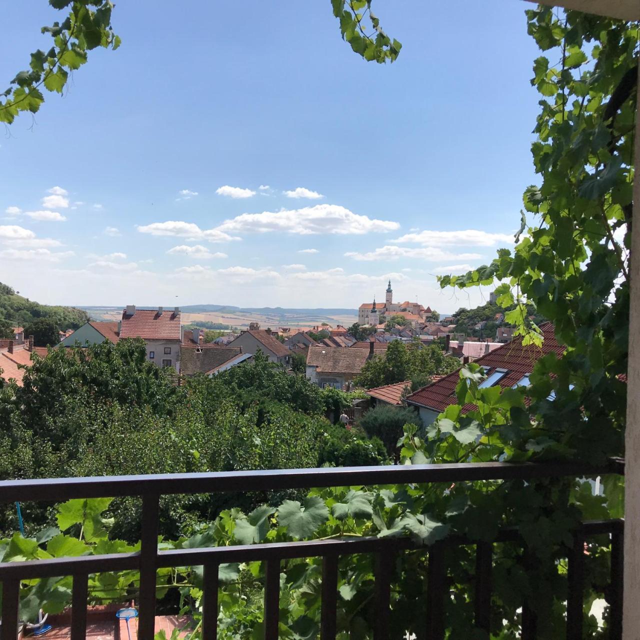 Pension Crhan Mikulov Zewnętrze zdjęcie